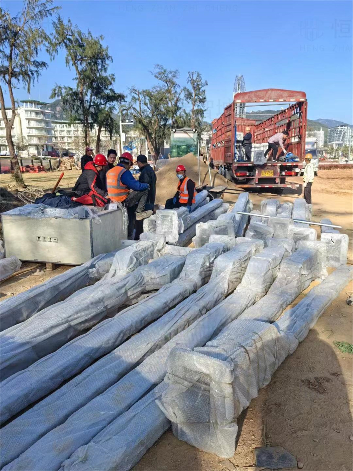 智慧路燈系統在城市道路照明中的創新實踐與效能優化研究